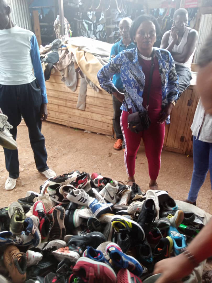 Shoe market